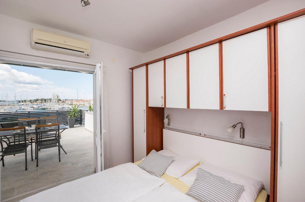 Apartments And Rooms Mare Vodice Dış mekan fotoğraf