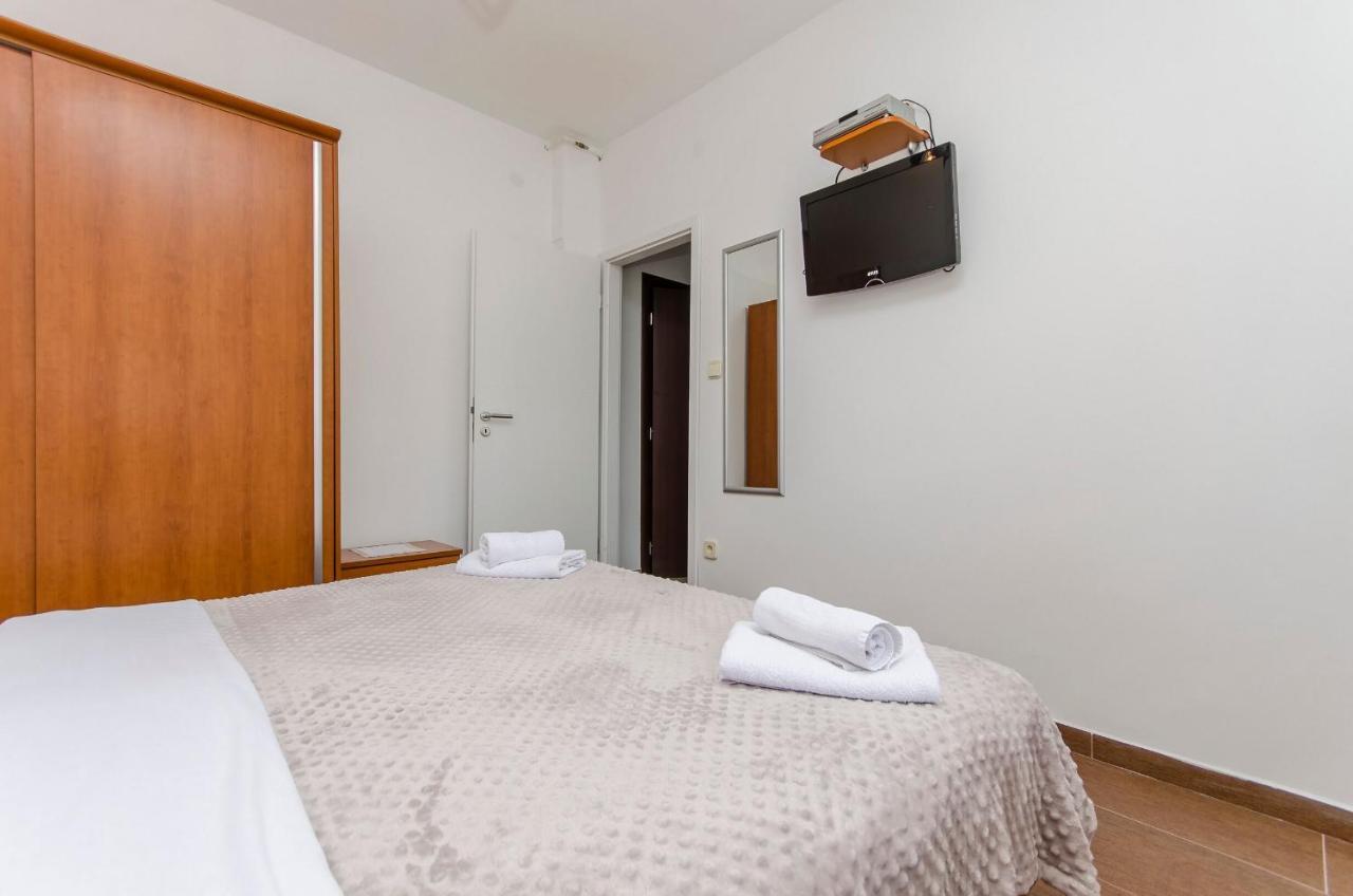Apartments And Rooms Mare Vodice Dış mekan fotoğraf