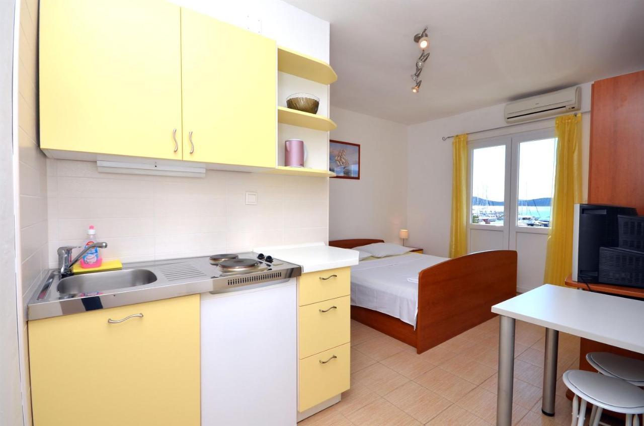 Apartments And Rooms Mare Vodice Dış mekan fotoğraf